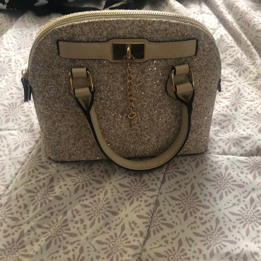 Also Purse